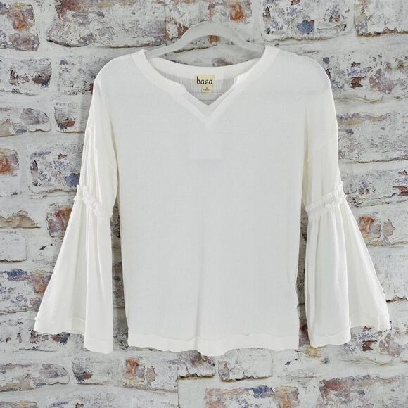 BAEA V-Neck Flare Sleeve Waffle Knit T-shirt In White Size Large - Picture 5 of 10